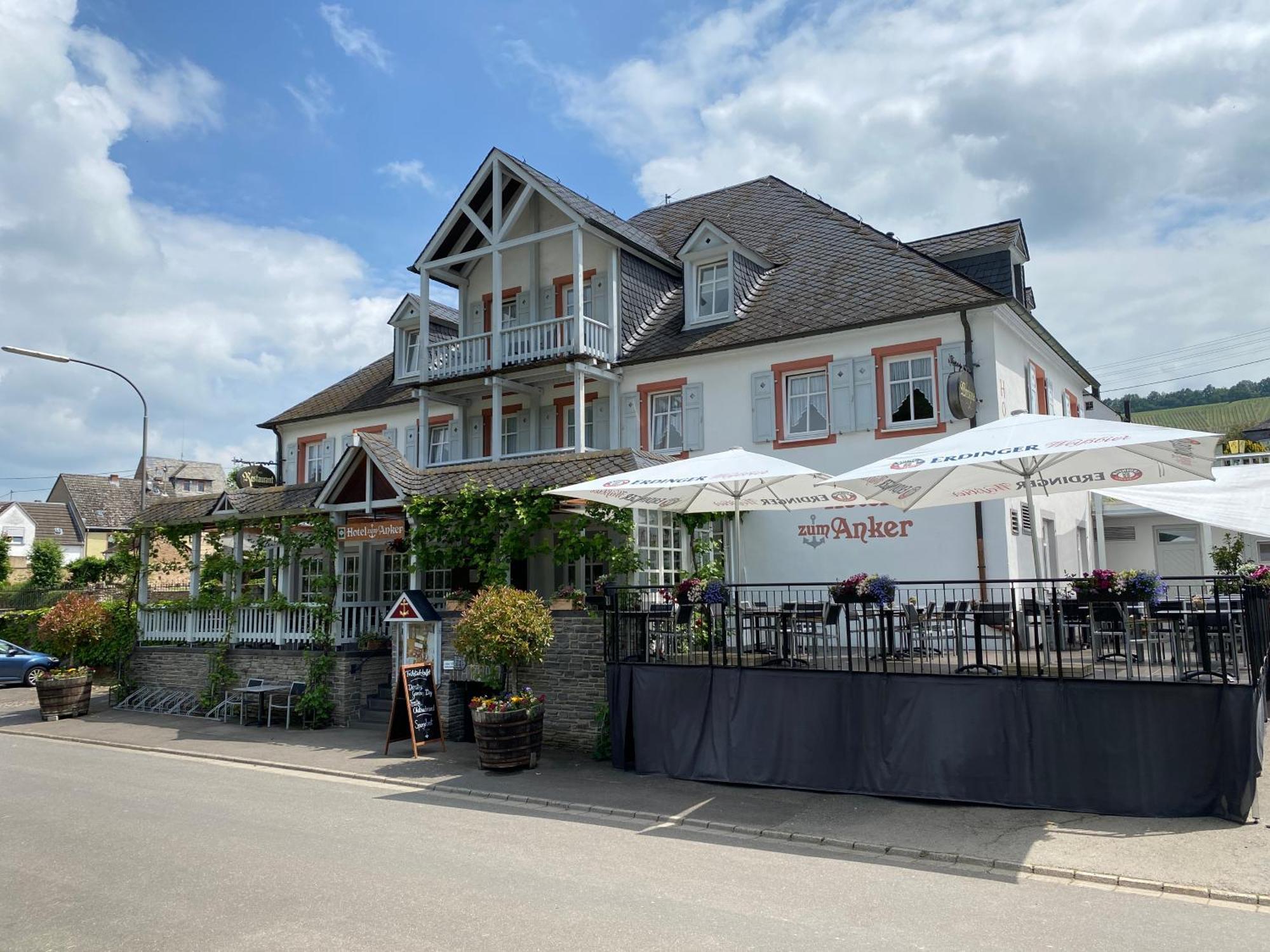 Hotel Zum Anker-Thulls Restaurant Neumagen-Dhron Exteriér fotografie